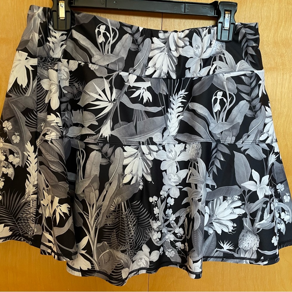 Queen of The Court Tennis Skirt Size L